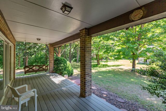 5434 STRAWBERRY LN, King George, VA 22485