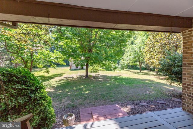 5434 STRAWBERRY LN, King George, VA 22485