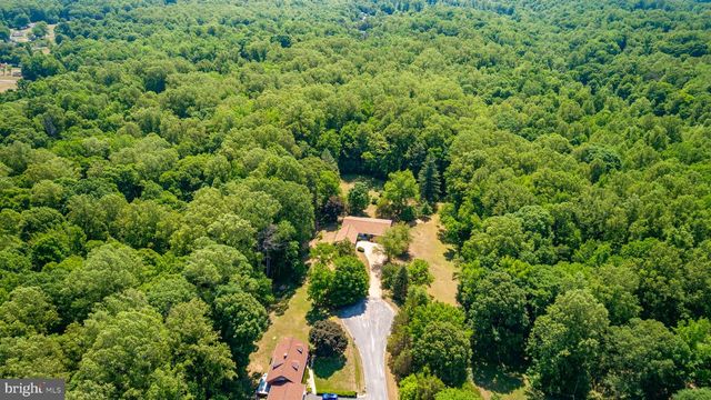 5434 STRAWBERRY LN, King George, VA 22485