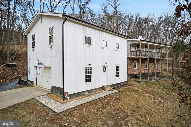 1238 LOGGER DR, Gore, VA 22637