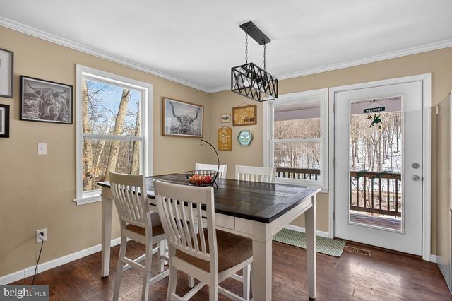 1238 LOGGER DR, Gore, VA 22637