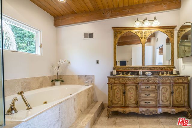 7036 Grasswood Avenue, Malibu, CA 90265