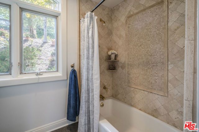 7036 Grasswood Avenue, Malibu, CA 90265