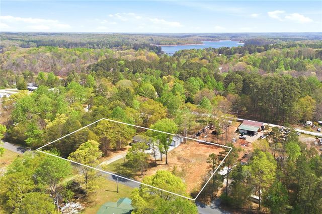 240 Timberlake Drive, Seneca, SC 29678