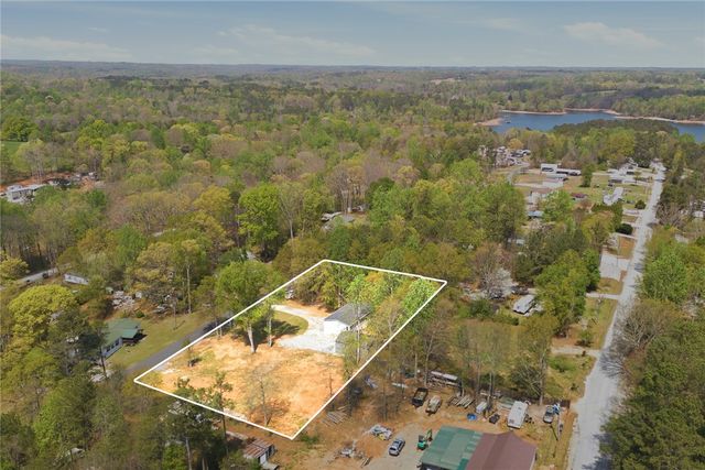240 Timberlake Drive, Seneca, SC 29678