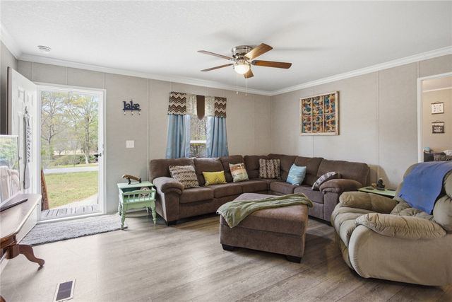 240 Timberlake Drive, Seneca, SC 29678
