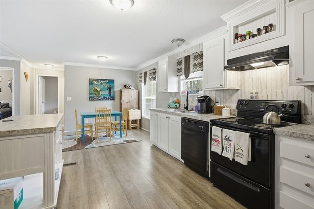240 Timberlake Drive, Seneca, SC 29678