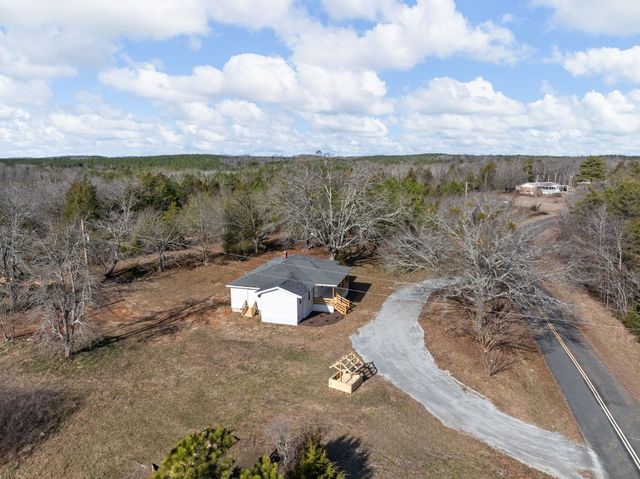 737 Lowrys Road, Gaffney, SC 29340