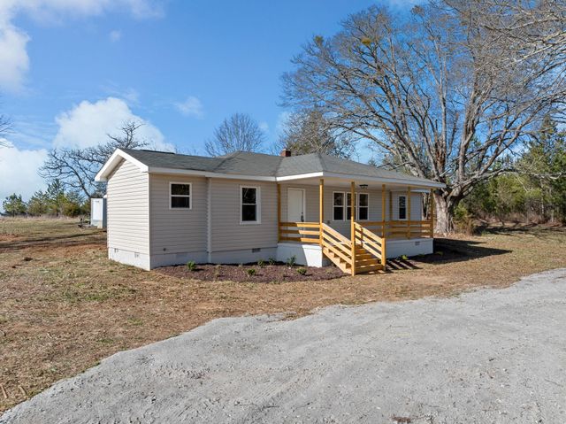 737 Lowrys Road, Gaffney, SC 29340