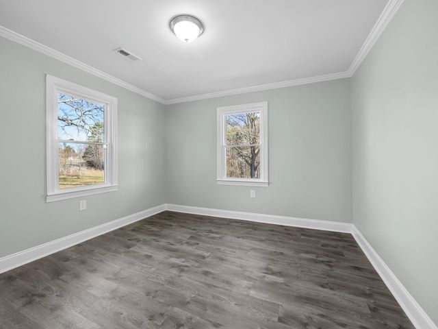 737 Lowrys Road, Gaffney, SC 29340