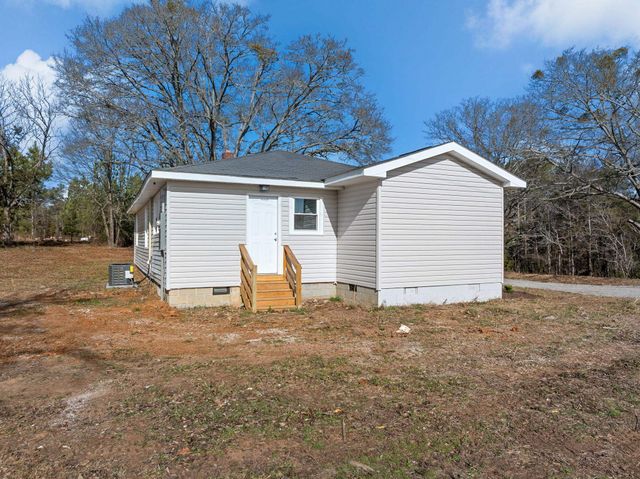 737 Lowrys Road, Gaffney, SC 29340