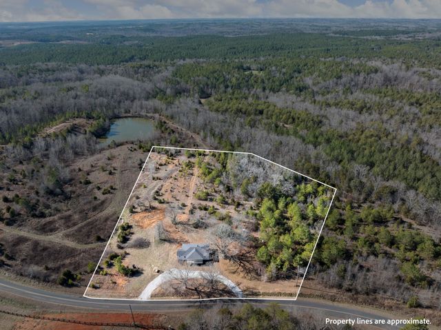 737 Lowrys Road, Gaffney, SC 29340