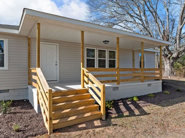 737 Lowrys Road, Gaffney, SC 29340