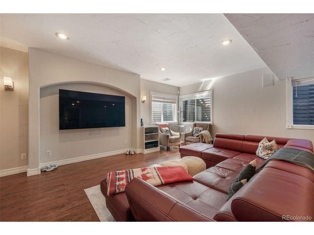 15690 James Gate Pl, Monument, CO 80132