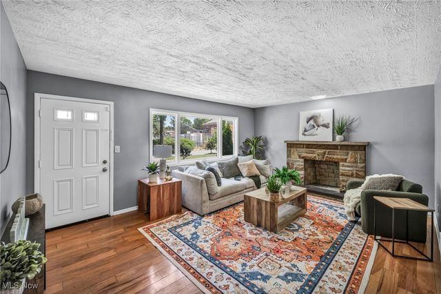 3060 Keswick Road, Shaker Heights, OH 44120