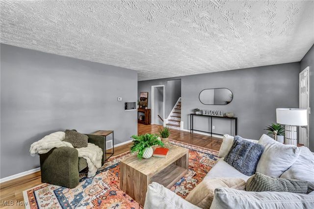 3060 Keswick Road, Shaker Heights, OH 44120