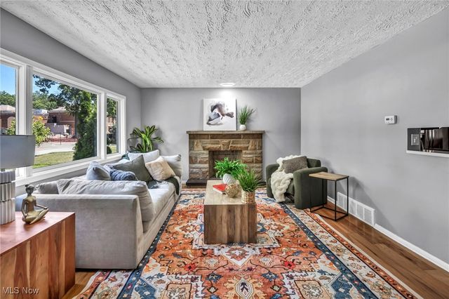 3060 Keswick Road, Shaker Heights, OH 44120