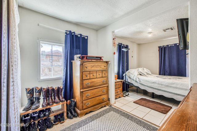 207 Edgewood Boulevard, Sunland Park, NM 88063