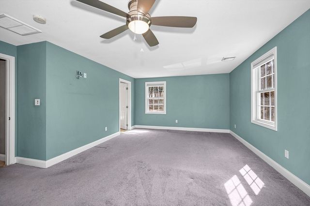 475 Arlington St, Dracut, MA 01826