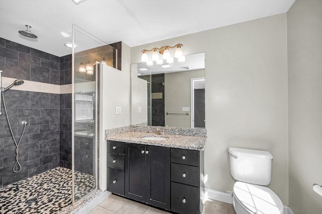 475 Arlington St, Dracut, MA 01826