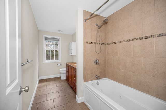 475 Arlington St, Dracut, MA 01826