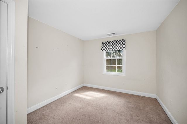 475 Arlington St, Dracut, MA 01826