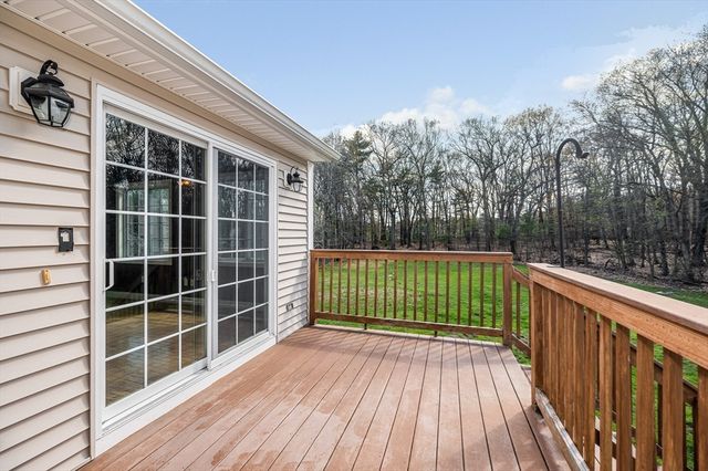 475 Arlington St, Dracut, MA 01826