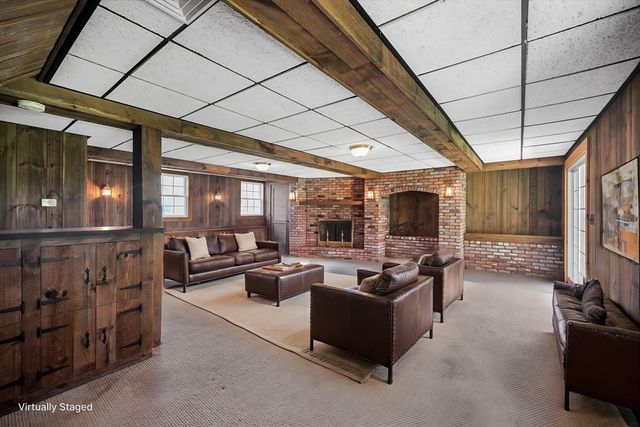 475 Arlington St, Dracut, MA 01826