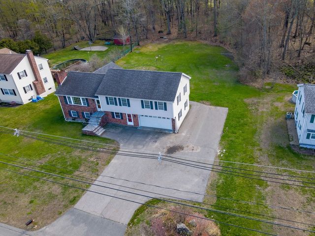 475 Arlington St, Dracut, MA 01826