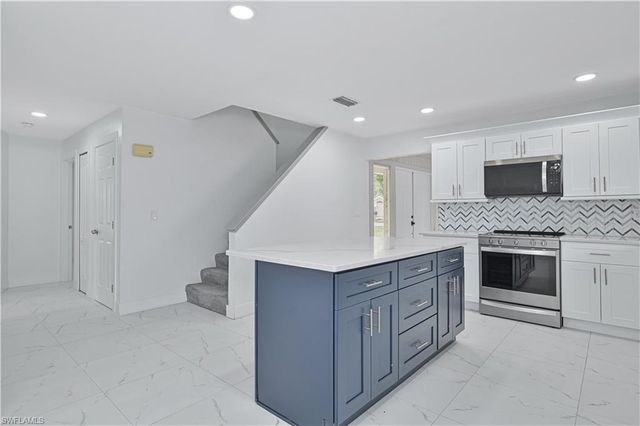 17337 Phlox DR, Fort Myers, FL 33967