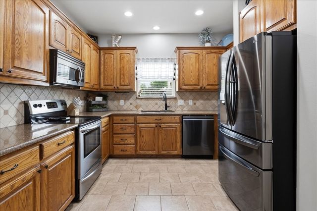 112 Mylea Lane, Weatherford, TX 76087