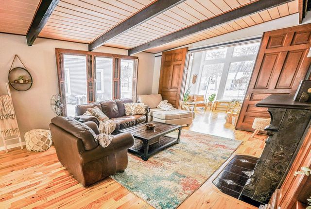 323 W Geneva STREET, Williams Bay, WI 53191