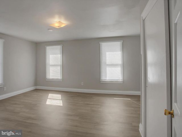 53 E NORTH ST, Waynesboro, PA 17268