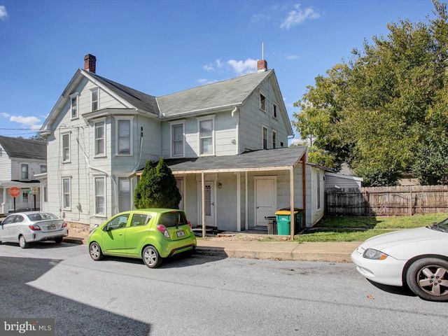 53 E NORTH ST, Waynesboro, PA 17268