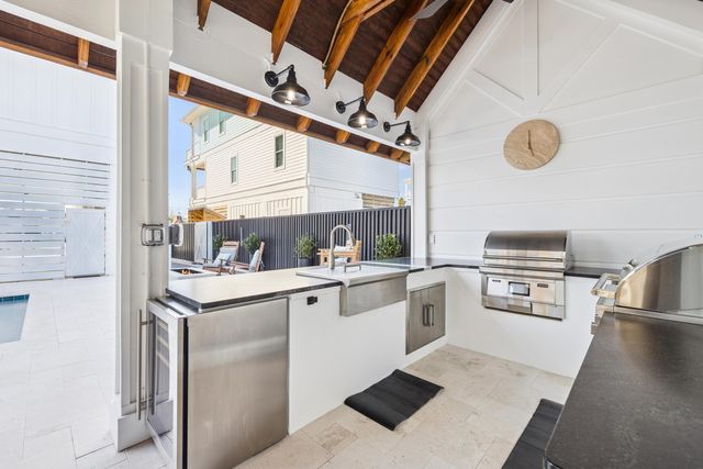 5914 Sunset Avenue, Panama City Beach, FL 32408