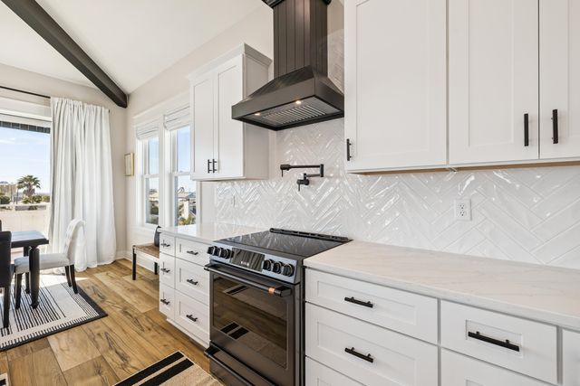 5914 Sunset Avenue, Panama City Beach, FL 32408