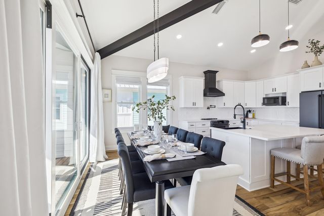 5914 Sunset Avenue, Panama City Beach, FL 32408