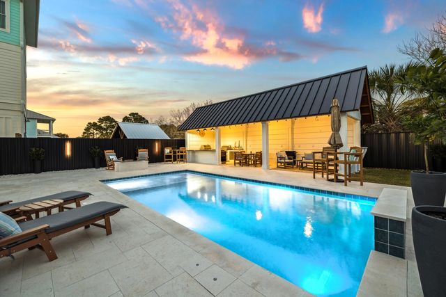 5914 Sunset Avenue, Panama City Beach, FL 32408