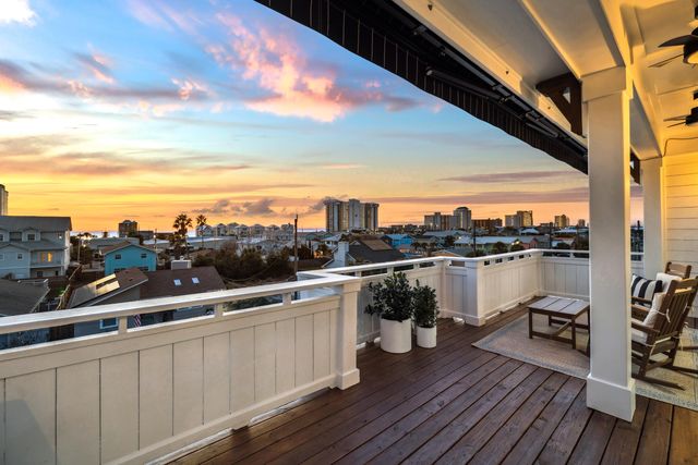 5914 Sunset Avenue, Panama City Beach, FL 32408