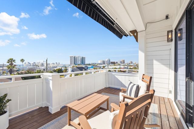 5914 Sunset Avenue, Panama City Beach, FL 32408