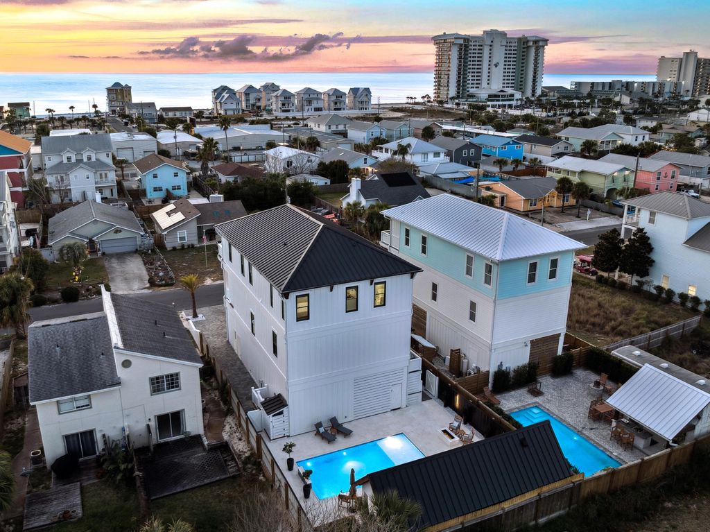 5914 Sunset Avenue, Panama City Beach, FL 32408