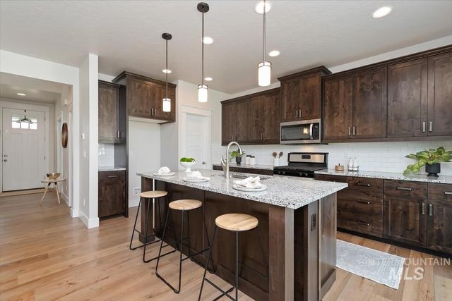 1216 E Fort Erie St., Kuna, ID 83634