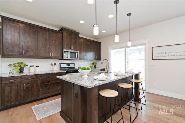 1216 E Fort Erie St., Kuna, ID 83634