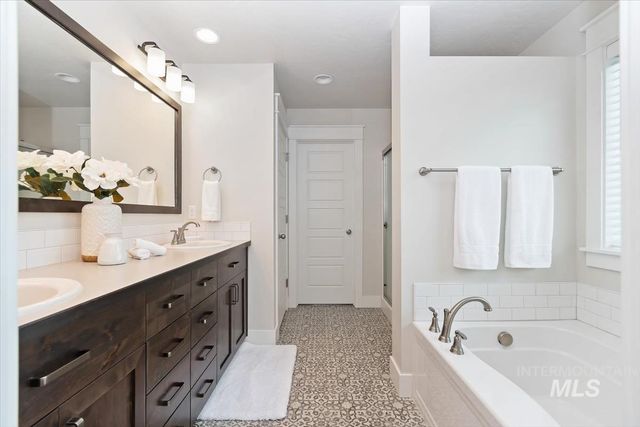 1216 E Fort Erie St., Kuna, ID 83634