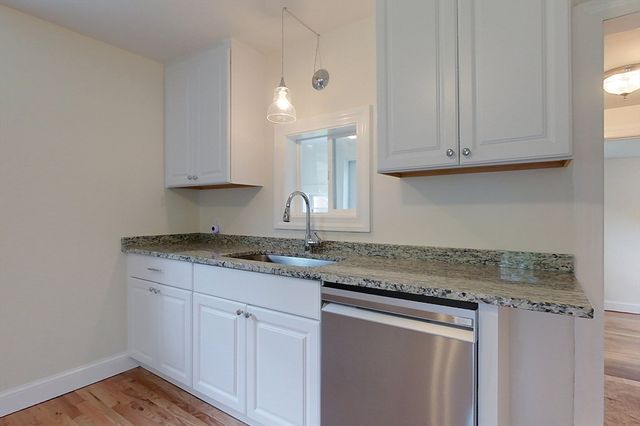 92 Squannacook Rd, Shirley, MA 01464