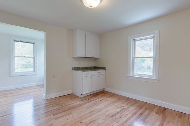 92 Squannacook Rd, Shirley, MA 01464