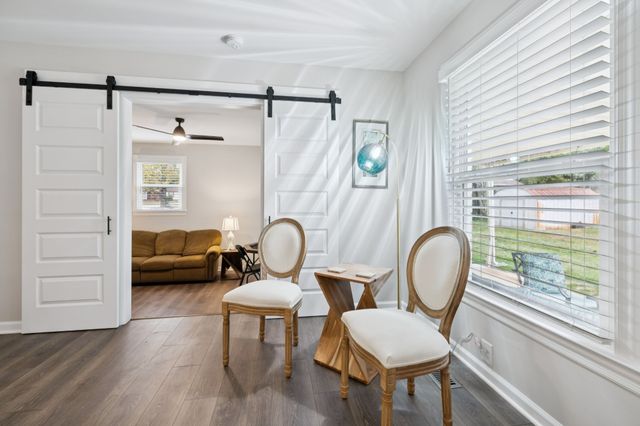 1618 Shelley St, Murfreesboro, TN 37129