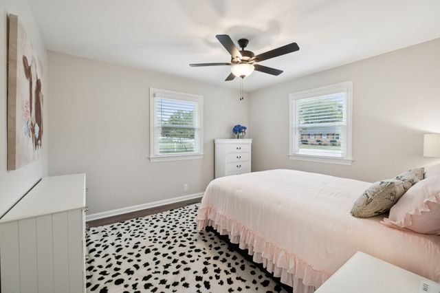 1618 Shelley St, Murfreesboro, TN 37129