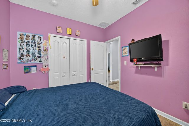 2065 CREEKMONT Drive, Middleburg, FL 32068