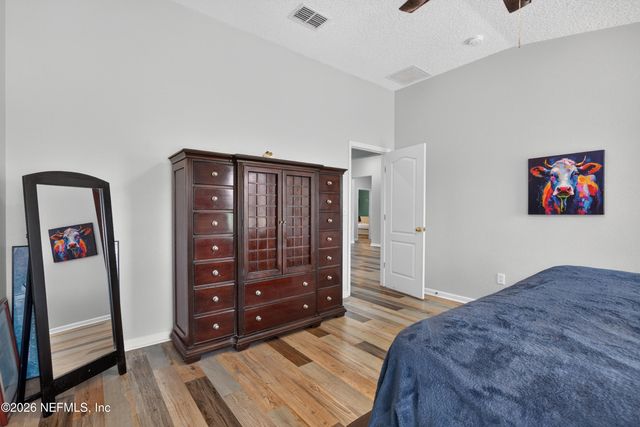 2065 CREEKMONT Drive, Middleburg, FL 32068